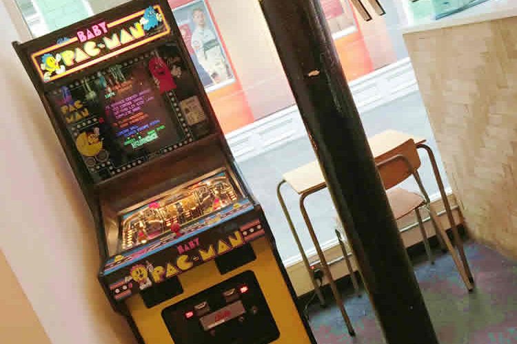 Pac-Man Retro Game Hire